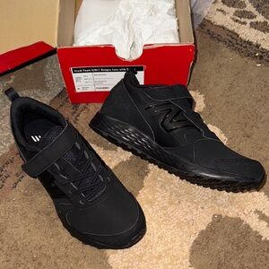 Black boys Athletic Shoes tennis shoes NEW NIB
